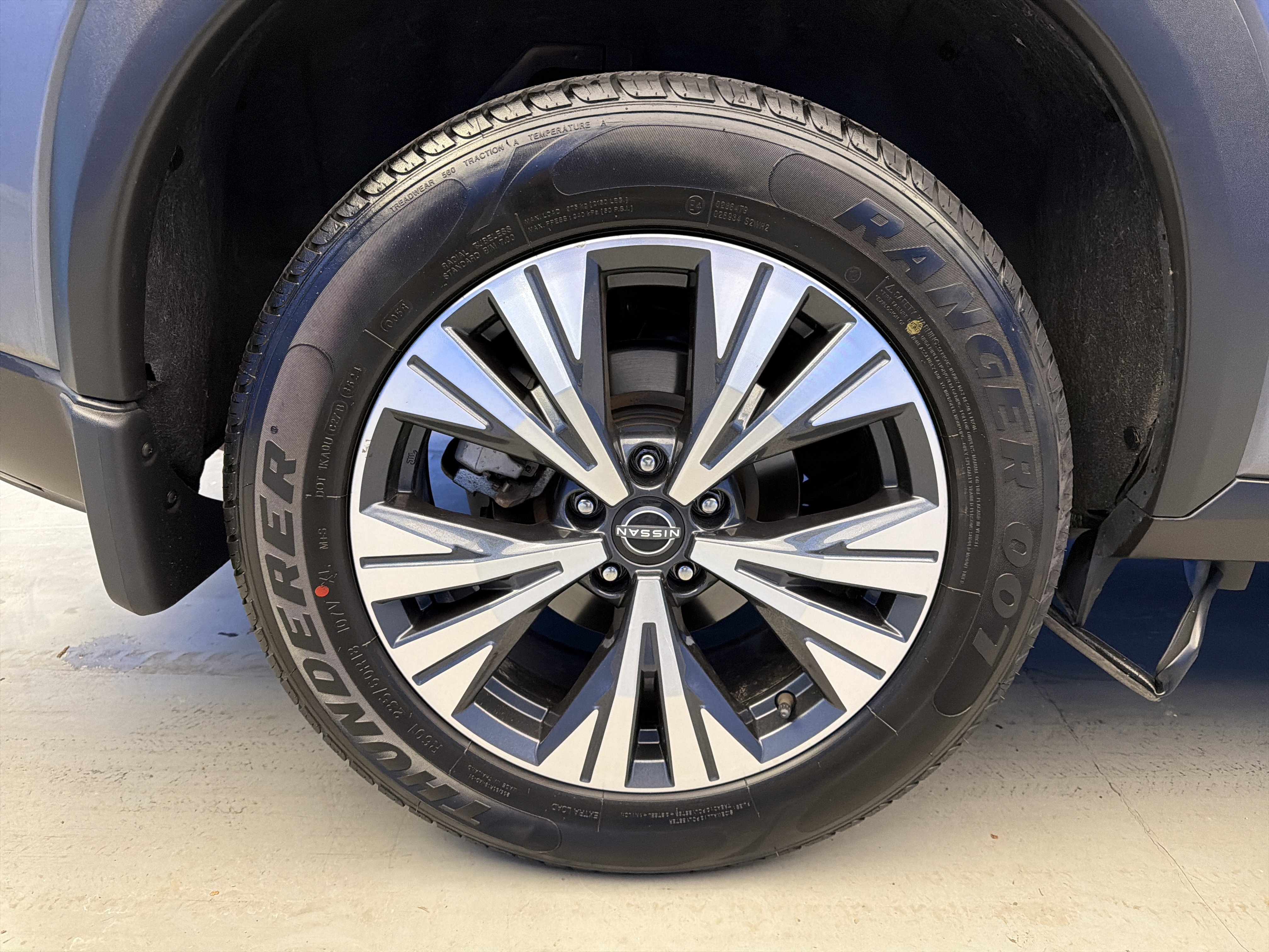 Used 2022 Nissan Rogue SV image 8