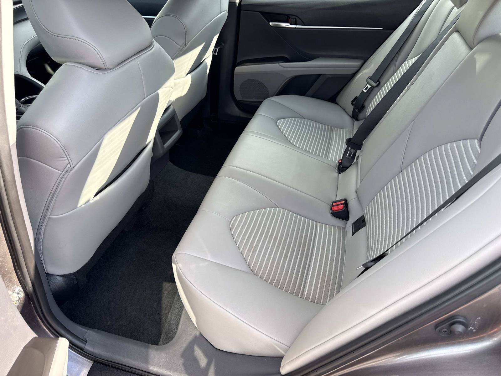 Used 2024 Toyota Camry SE FWD image 15