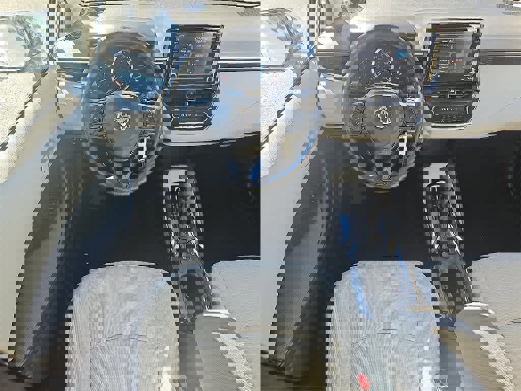 Used 2022 Toyota Corolla LE image 10