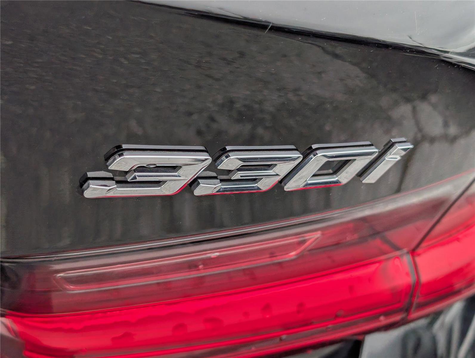 Used 2025 BMW 330i xDrive Sedan AWD/4WD image 9