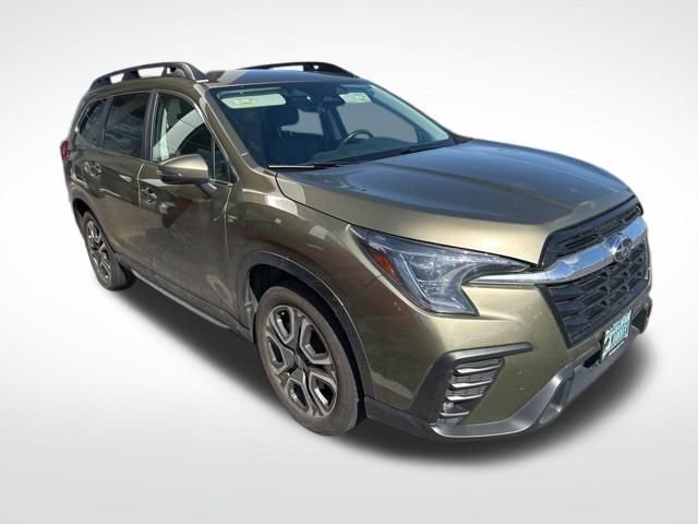 Used 2023 Subaru Ascent Limited image 1