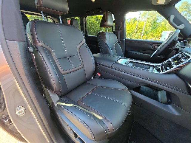 New 2026 Nissan Armada SL w/ Captain's Chari Seat Package AWD/4WD image 26