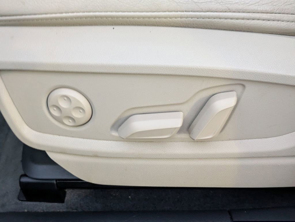 Used 2018 Audi Q5 2.0T Premium Plus w/ Premium Plus Package image 20