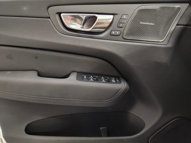 New 2026 Volvo XC60 T8 Ultra w/ Protection Package Premier image 24