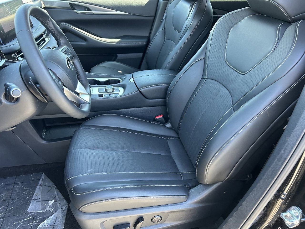 Certified 2026 INFINITI QX60 Pure w/ Cargo Package image 27