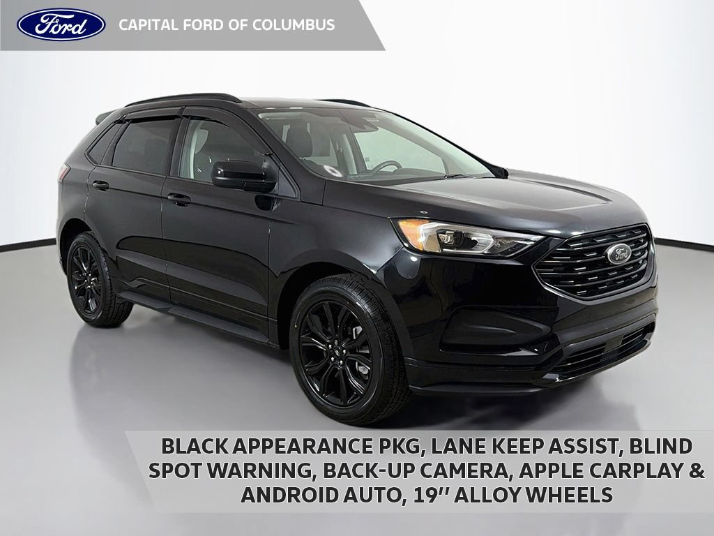 Used 2022 Ford Edge SE w/ Black Appearance Package