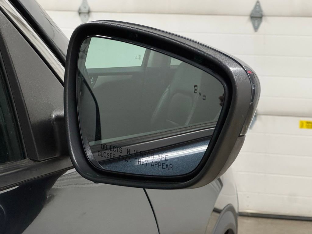 Used 2022 Ford Escape SEL w/ Equipment Group 302A image 22