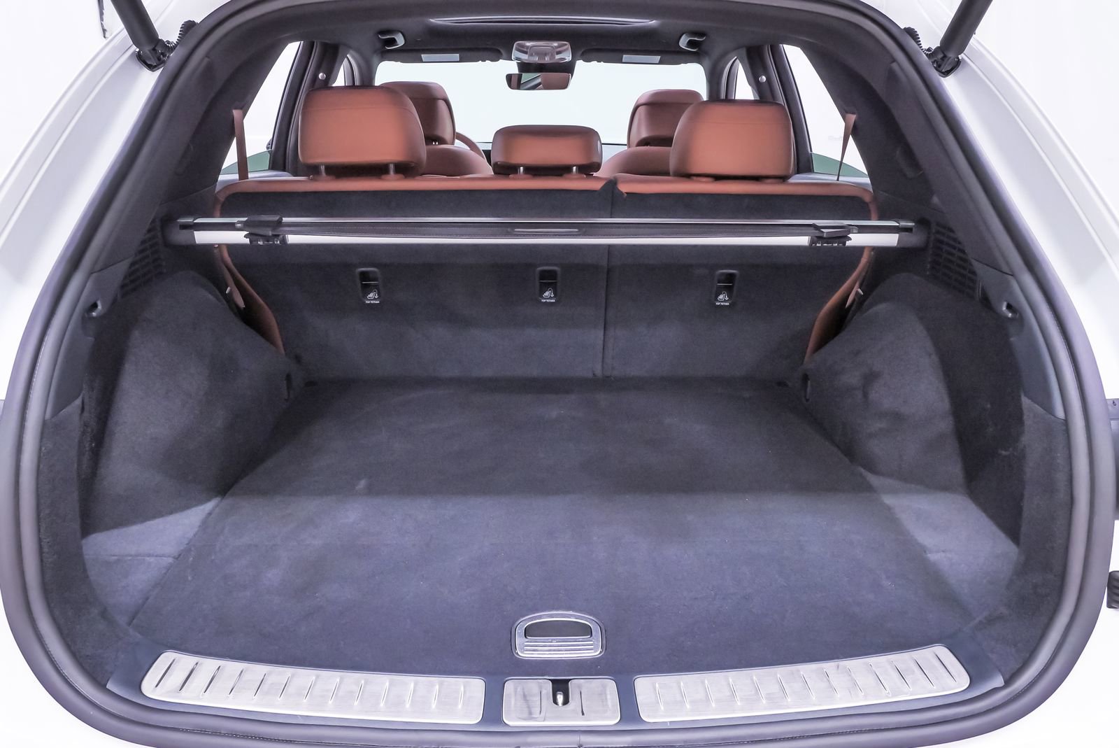 Certified 2026 Genesis GV70 2.5T Advanced image 25