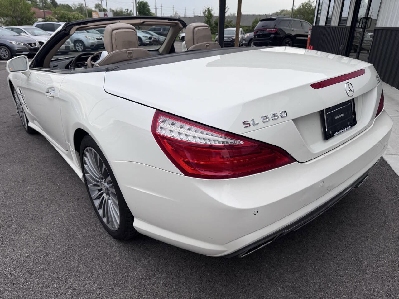 Used 2013 Mercedes-Benz SL 550 image 8