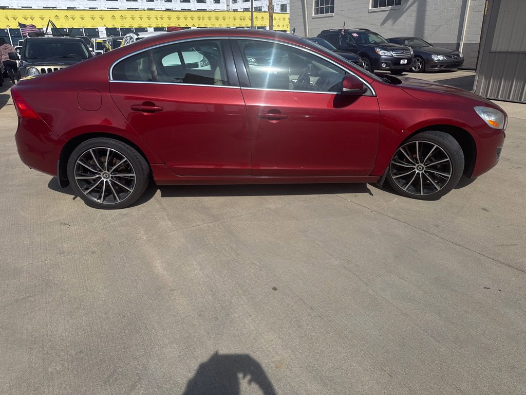 Used 2011 Volvo S60 T6 image 4