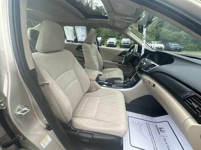 Used 2015 Honda Accord EX image 27