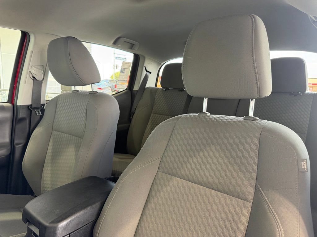 Certified 2023 Toyota Tacoma SR5 AWD/4WD image 23