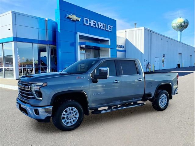 Used 2024 Chevrolet Silverado 2500 LTZ w/ LTZ Convenience Package AWD/4WD image 8