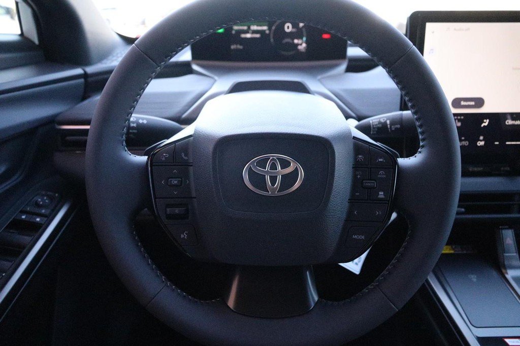 New 2026 Toyota C-HR AWD/4WD image 11