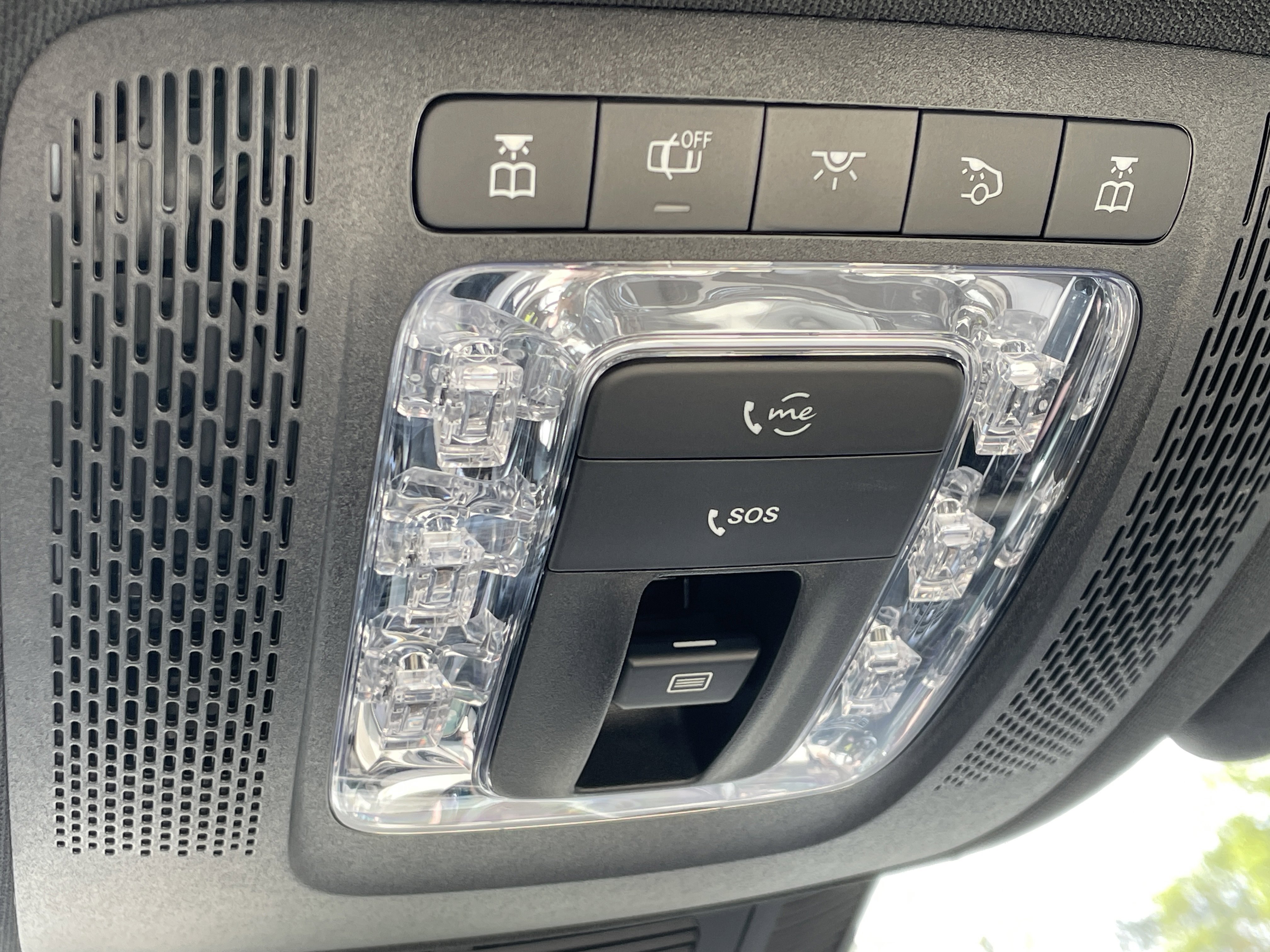 Certified 2025 Mercedes-Benz GLS 450 4MATIC image 38