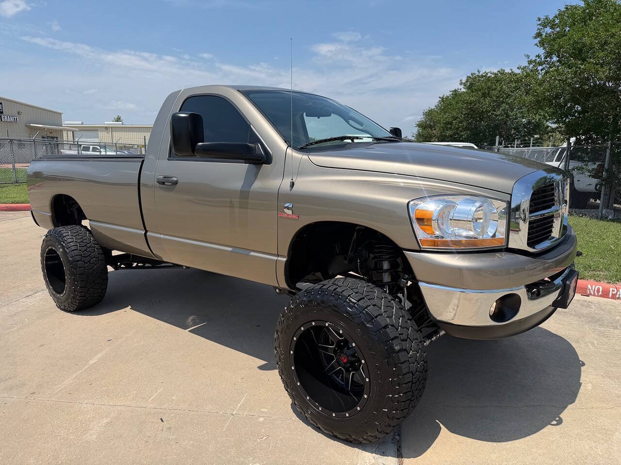 Used 2006 Dodge Ram 2500 Truck SLT w/ Trailer Tow Group AWD/4WD image 27