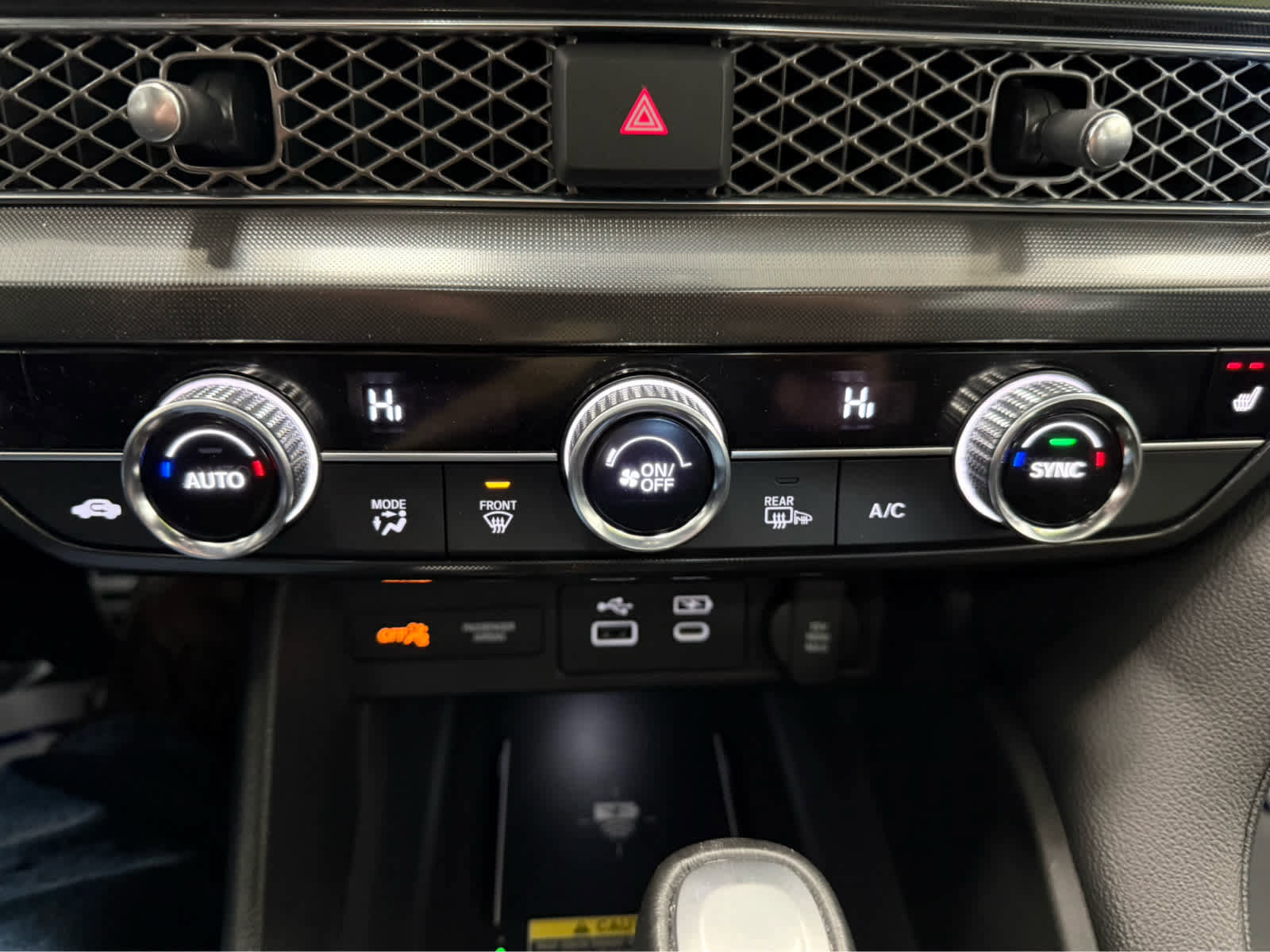 Used 2024 Acura Integra A-Spec image 17