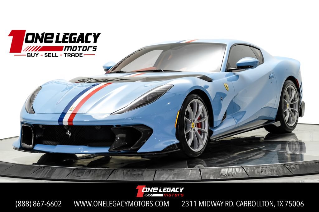 Used 2023 Ferrari 812 Competizione RWD image 1