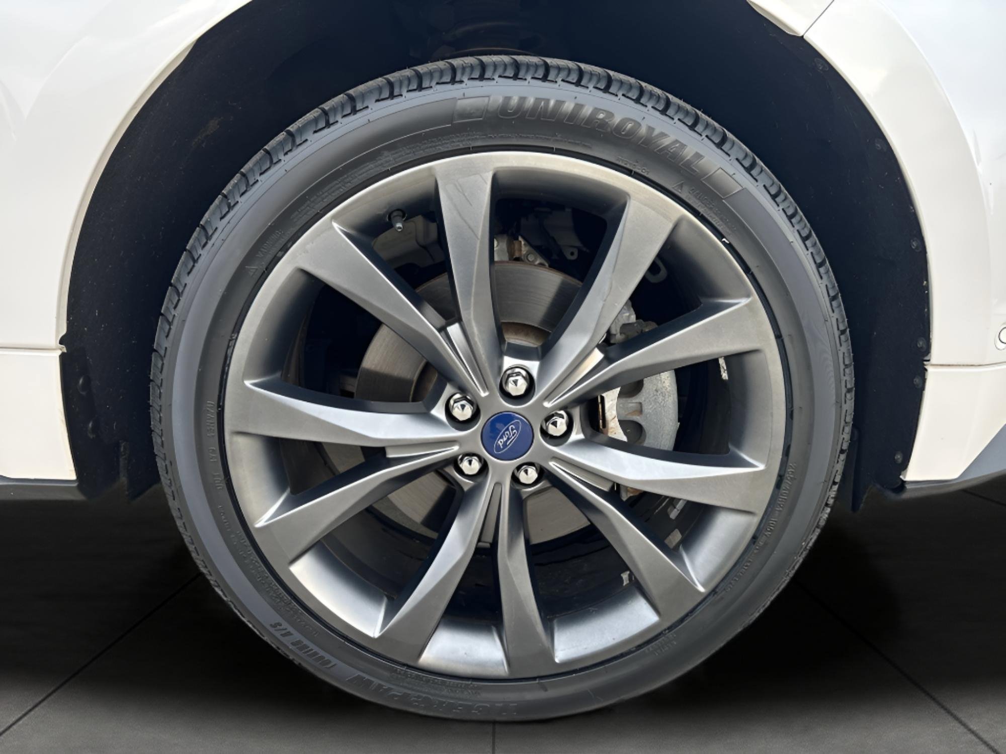 Used 2017 Ford Edge Sport w/ Equipment Group 401A image 9