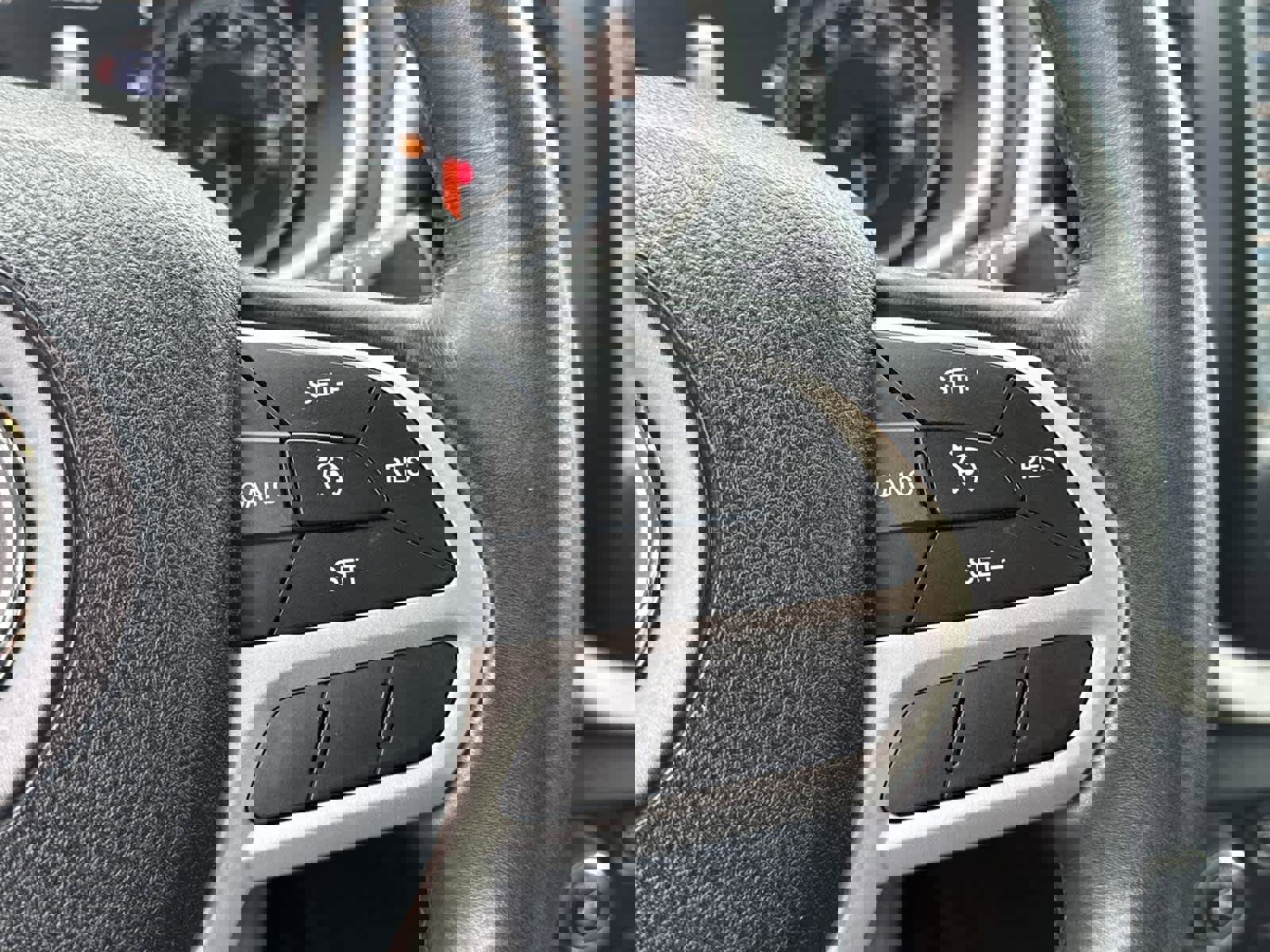 Used 2017 Jeep Cherokee Limited w/ Trailer Tow Group image 20