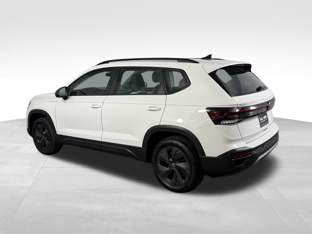 Used 2025 Volkswagen Taos S FWD image 9