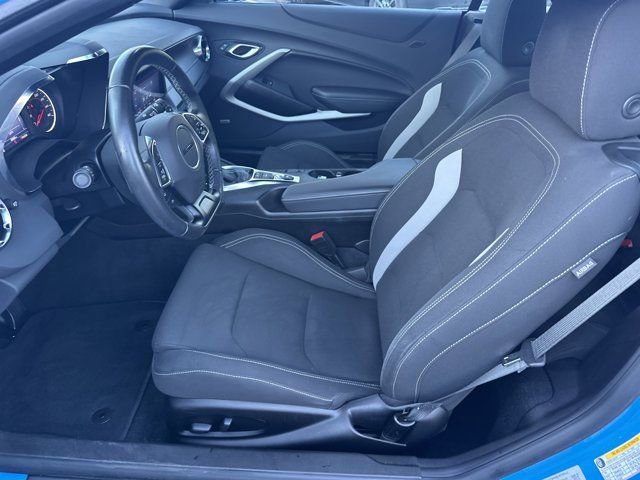 Used 2022 Chevrolet Camaro LT w/ RS Package image 10