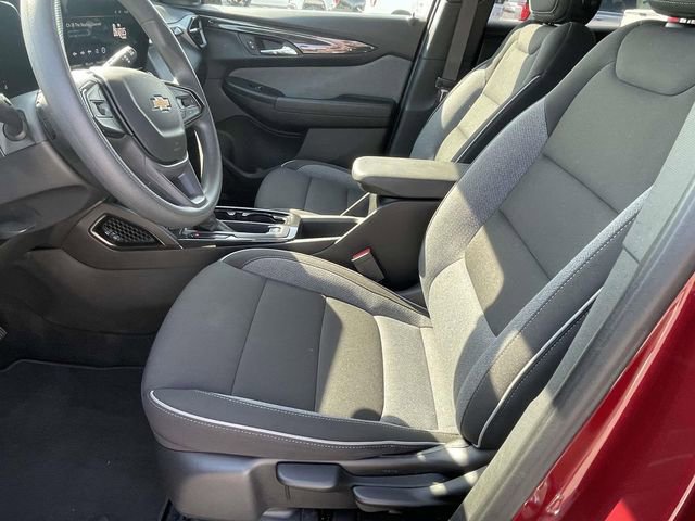 Used 2025 Chevrolet TrailBlazer LT image 14