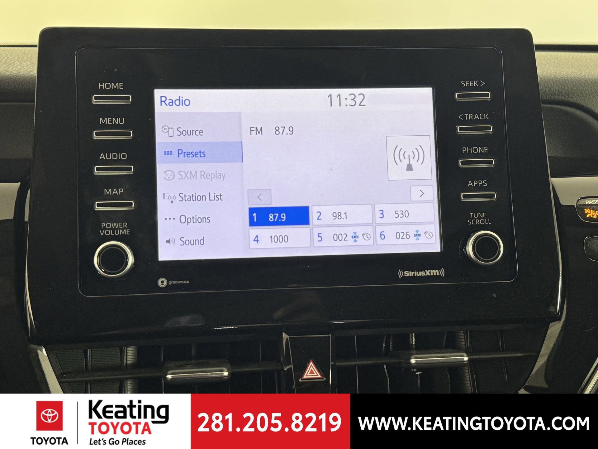 Used 2022 Toyota Camry LE image 23