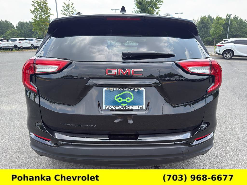 Certified 2024 GMC Terrain SLT w/ Elevation Edition FWD image 6