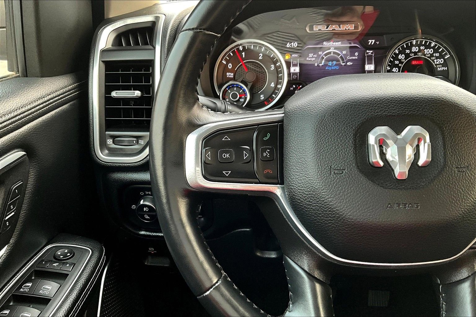 Used 2022 RAM 1500 Laramie image 12