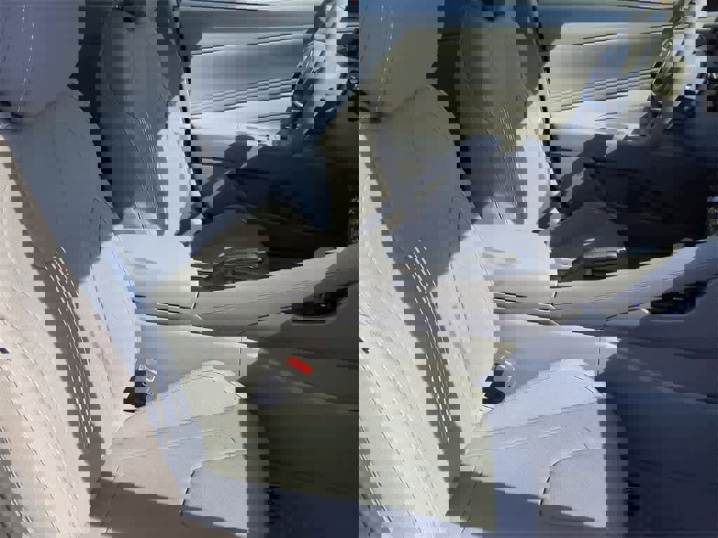 New 2026 Hyundai Elantra Sport image 22