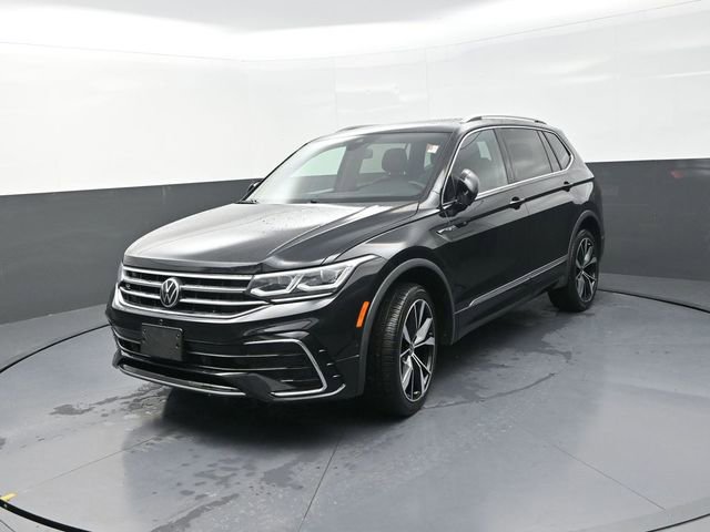 Used 2022 Volkswagen Tiguan SEL R-Line image 3