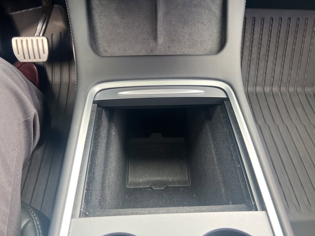 Used 2023 Tesla Model Y Performance AWD/4WD image 33