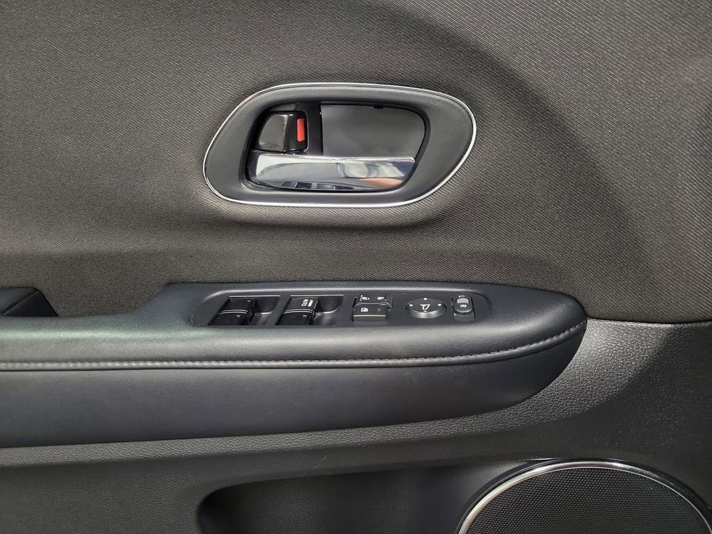 Used 2019 Honda HR-V EX image 19