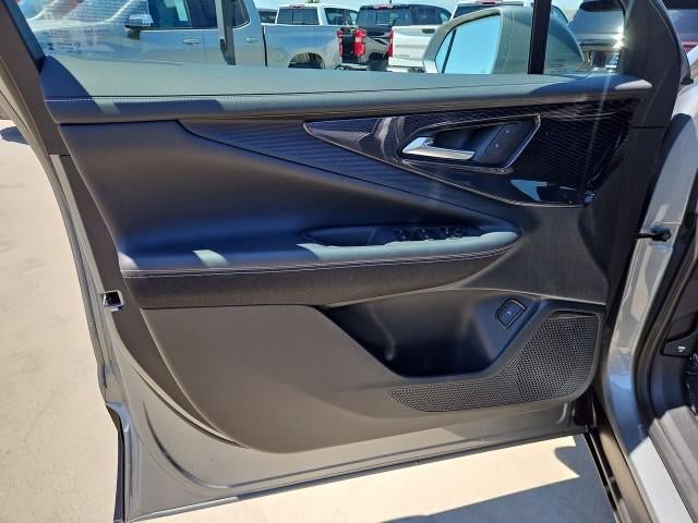 Used 2025 Chevrolet Blazer EV LT AWD/4WD image 21