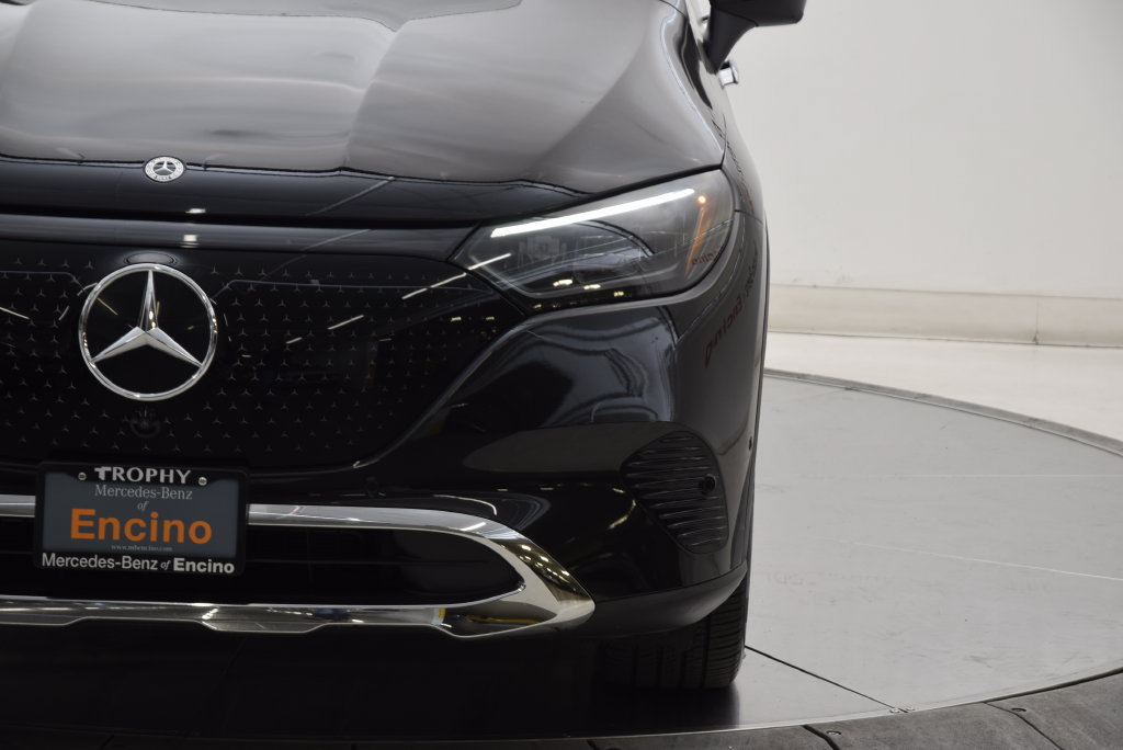 Used 2024 Mercedes-Benz EQE 350+ SUV image 10