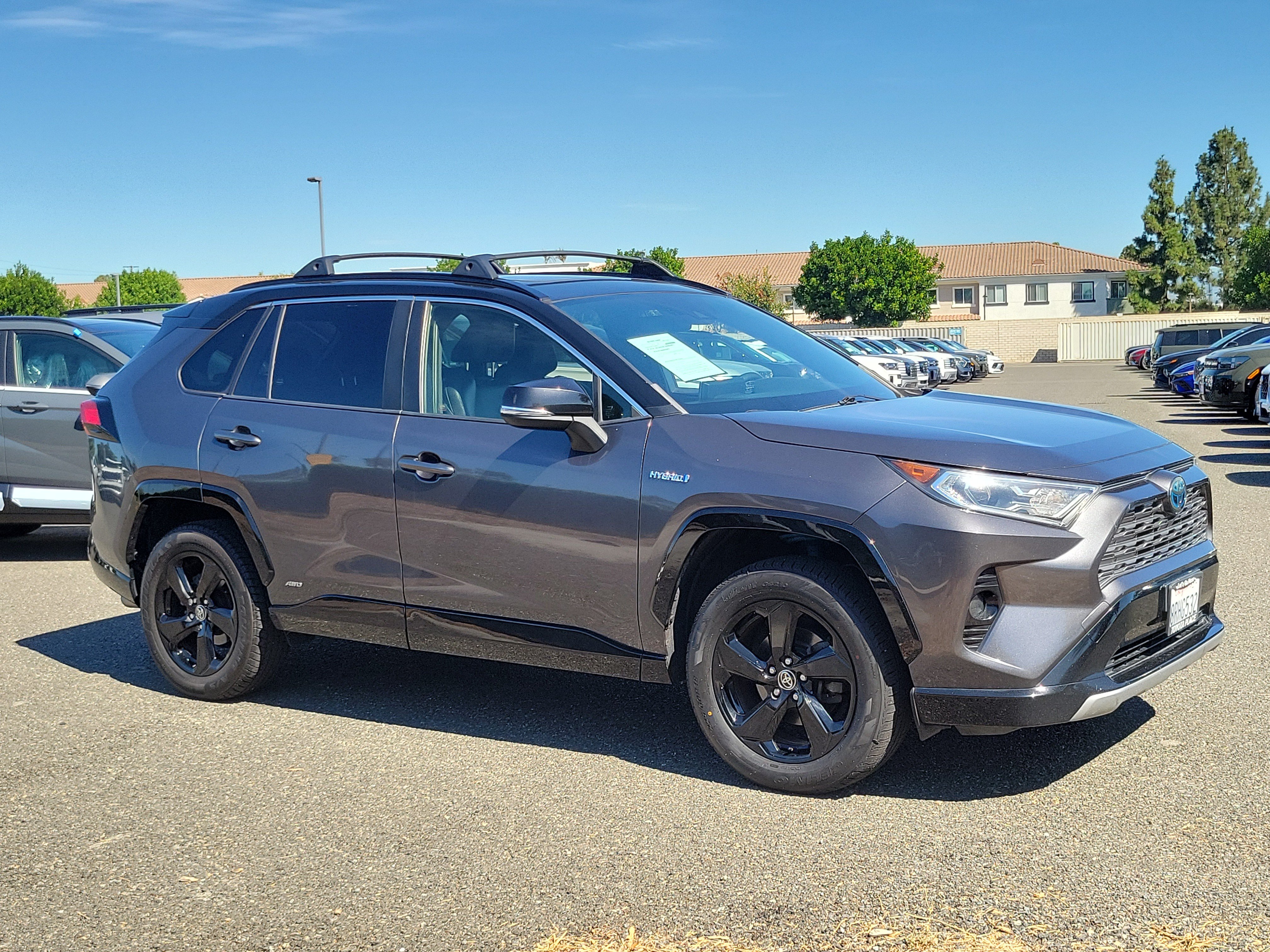 Used 2020 Toyota RAV4 XSE w/ XSE Grade Weather Package AWD/4WD image 28