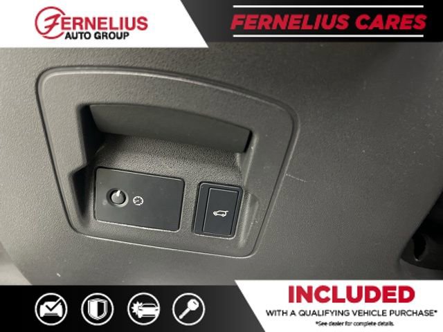 Used 2021 Land Rover Range Rover Velar R-Dynamic S image 37