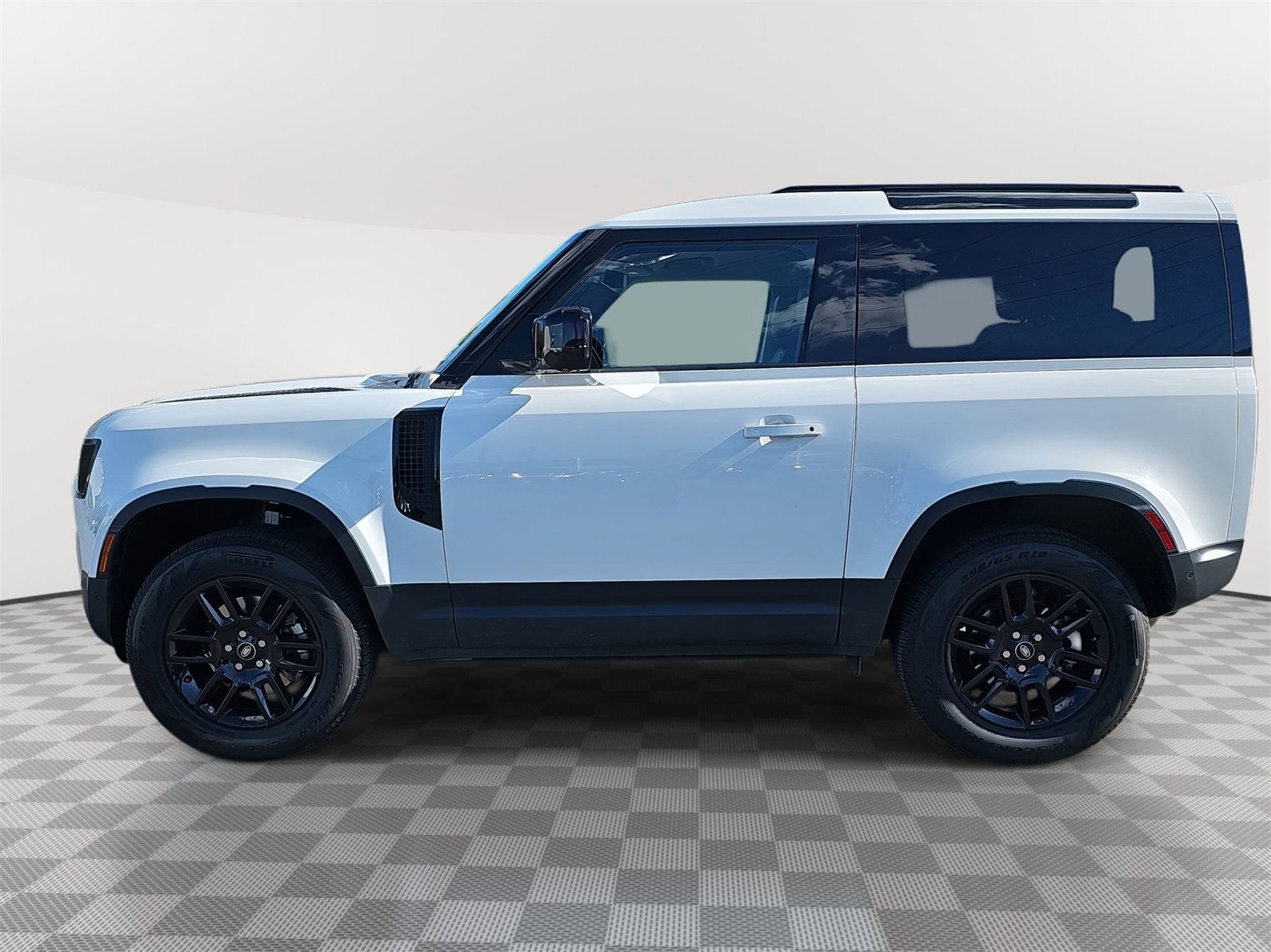 Used 2024 Land Rover Defender 90 S image 8