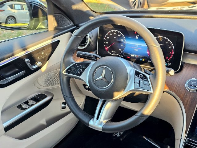 Certified 2023 Mercedes-Benz C 300 4MATIC Sedan image 32