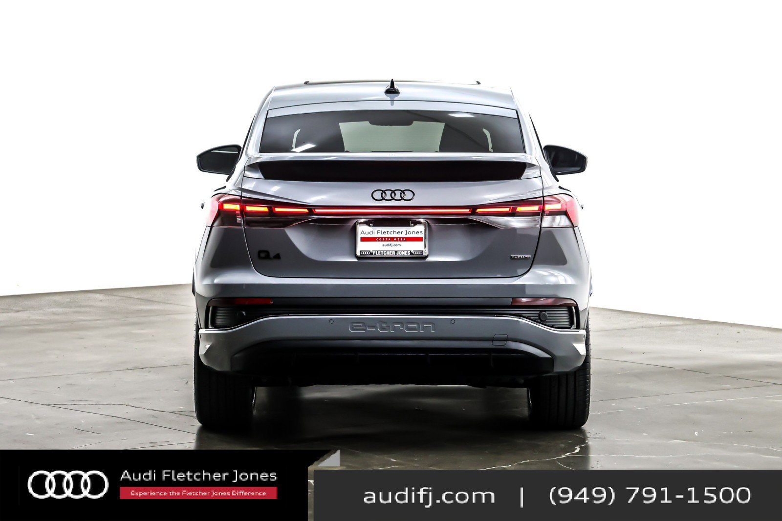 Used 2024 Audi Q4 e-tron Premium Plus image 5