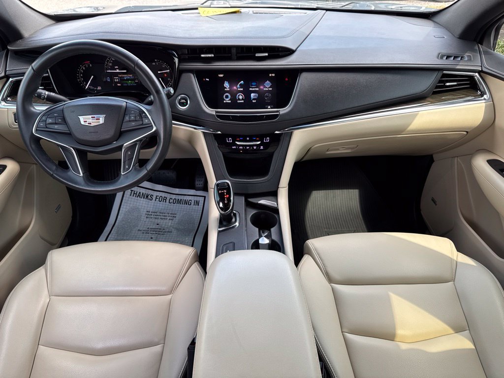 Used 2017 Cadillac XT5 FWD image 28