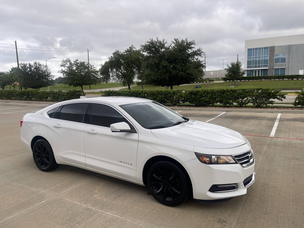 Used 2020 Chevrolet Impala LT FWD image 10