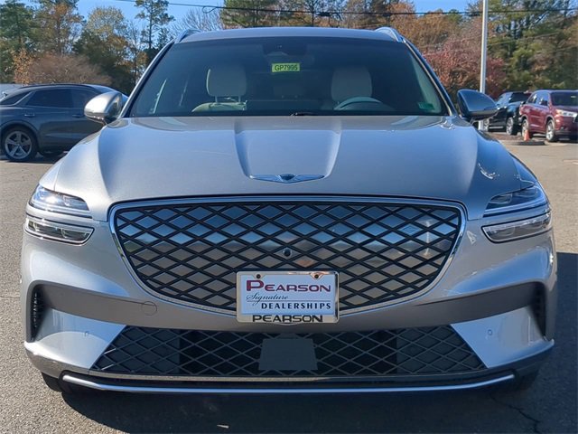 Used 2023 Genesis Electrified GV70 Advanced image 8