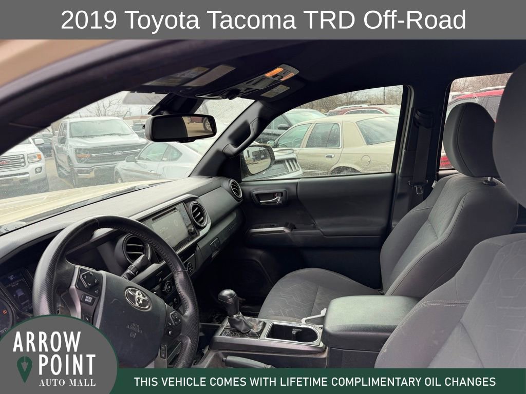 Used 2019 Toyota Tacoma TRD Off-Road image 8