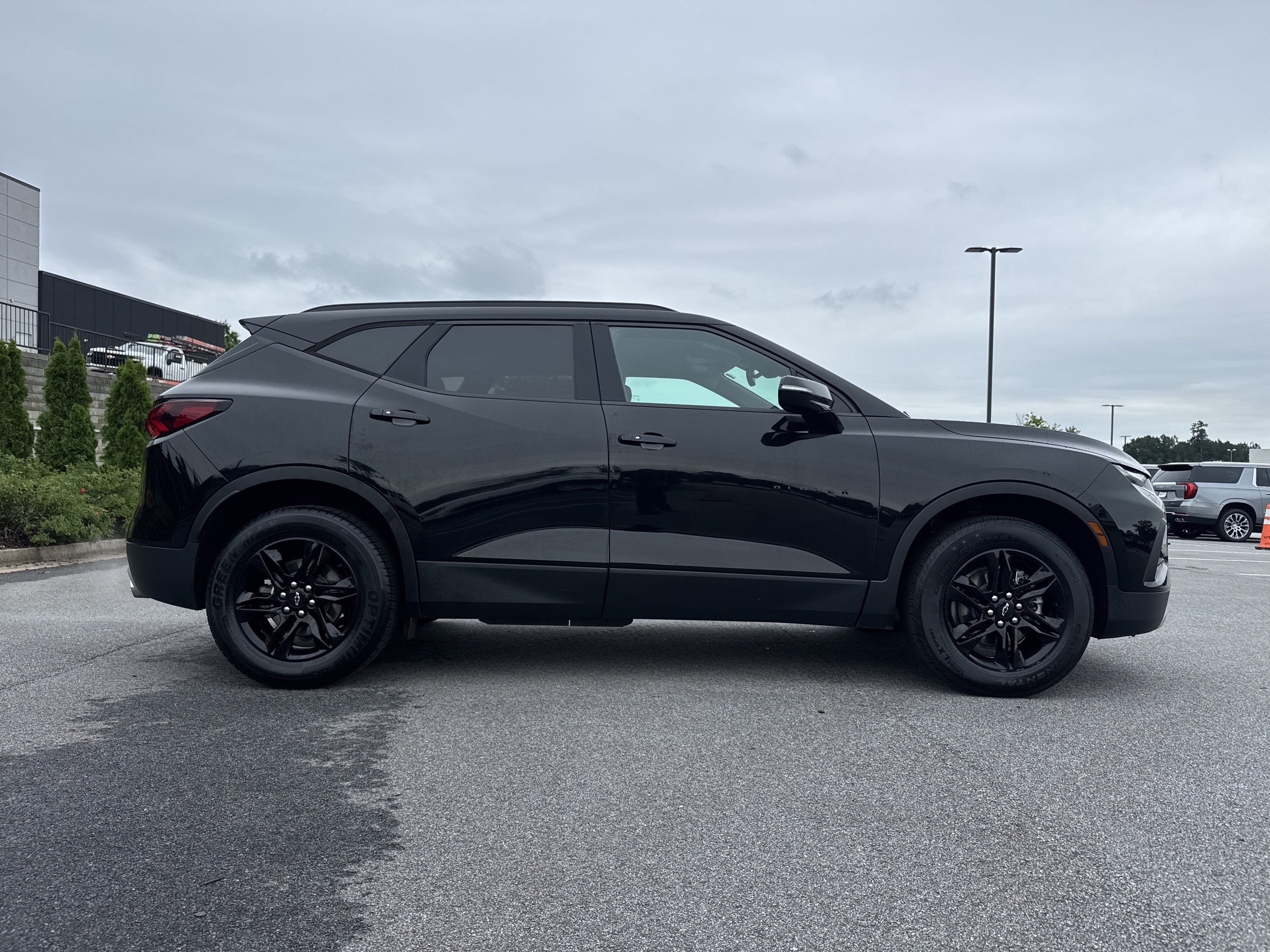 Used 2021 Chevrolet Blazer LT FWD image 11