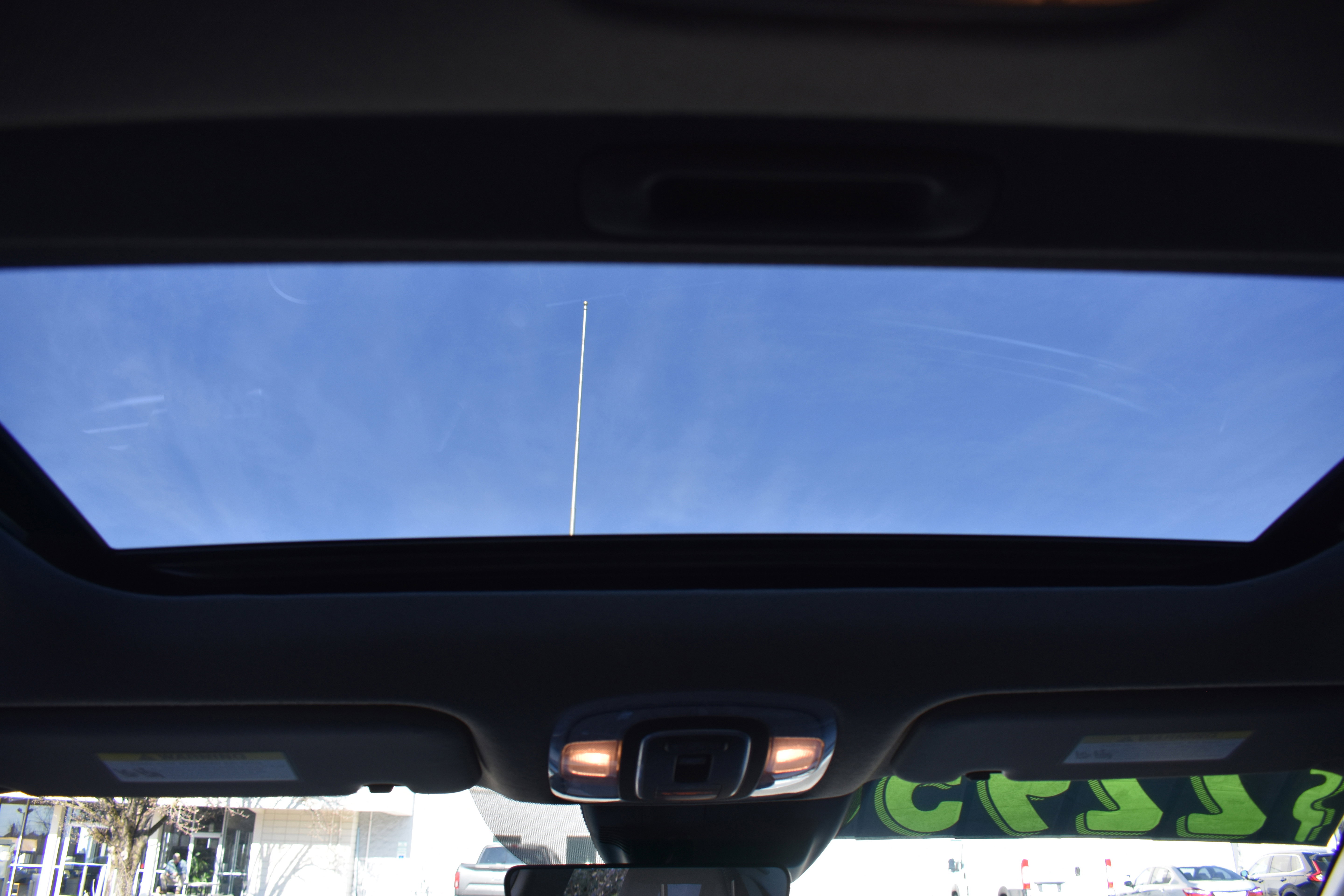 Used 2025 Hyundai Elantra SEL image 30