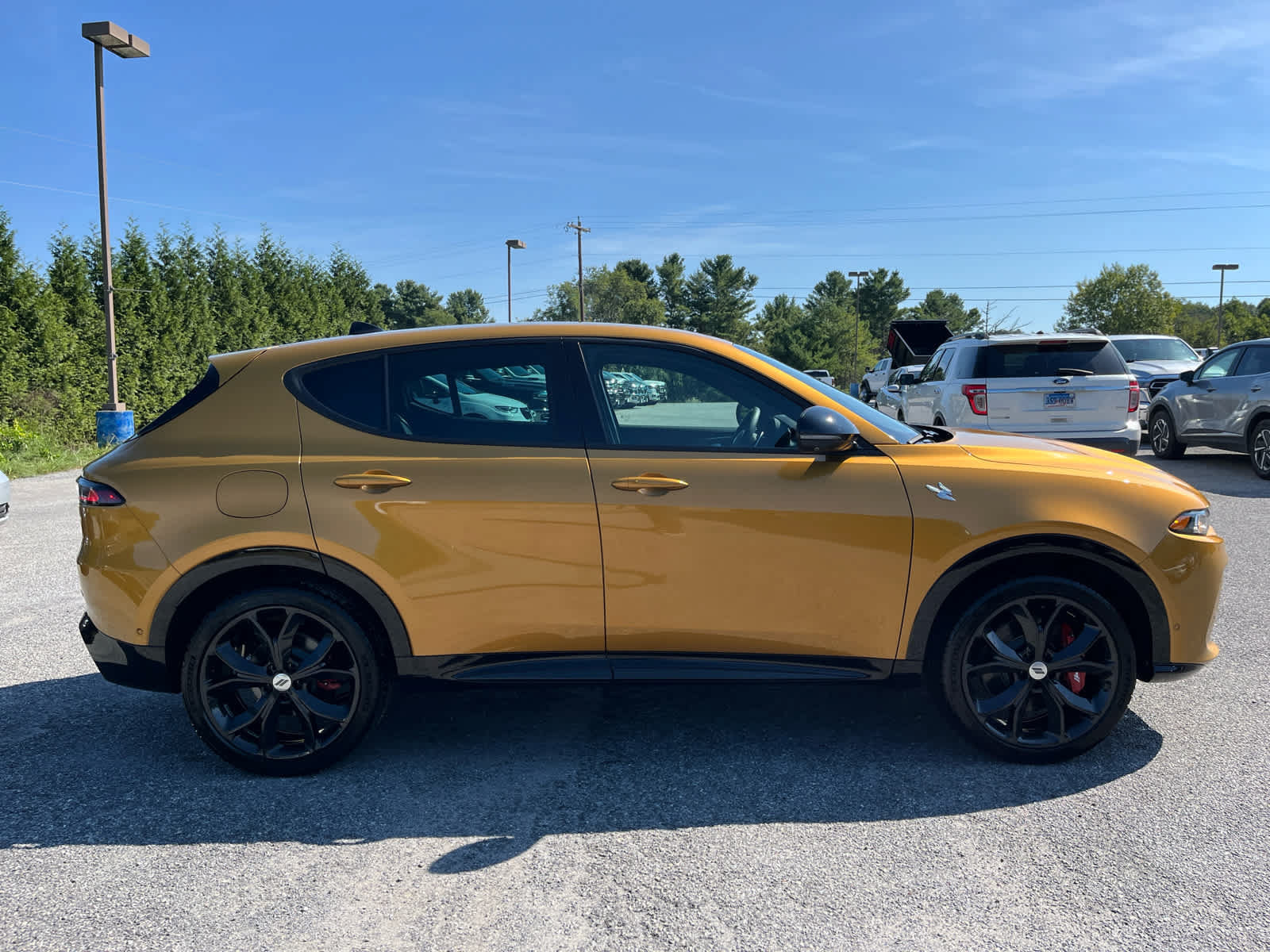 Used 2025 Dodge Hornet R/T w/ Track Pack AWD/4WD image 2