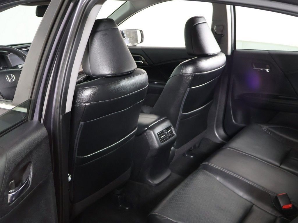 Used 2016 Honda Accord EX-L image 25