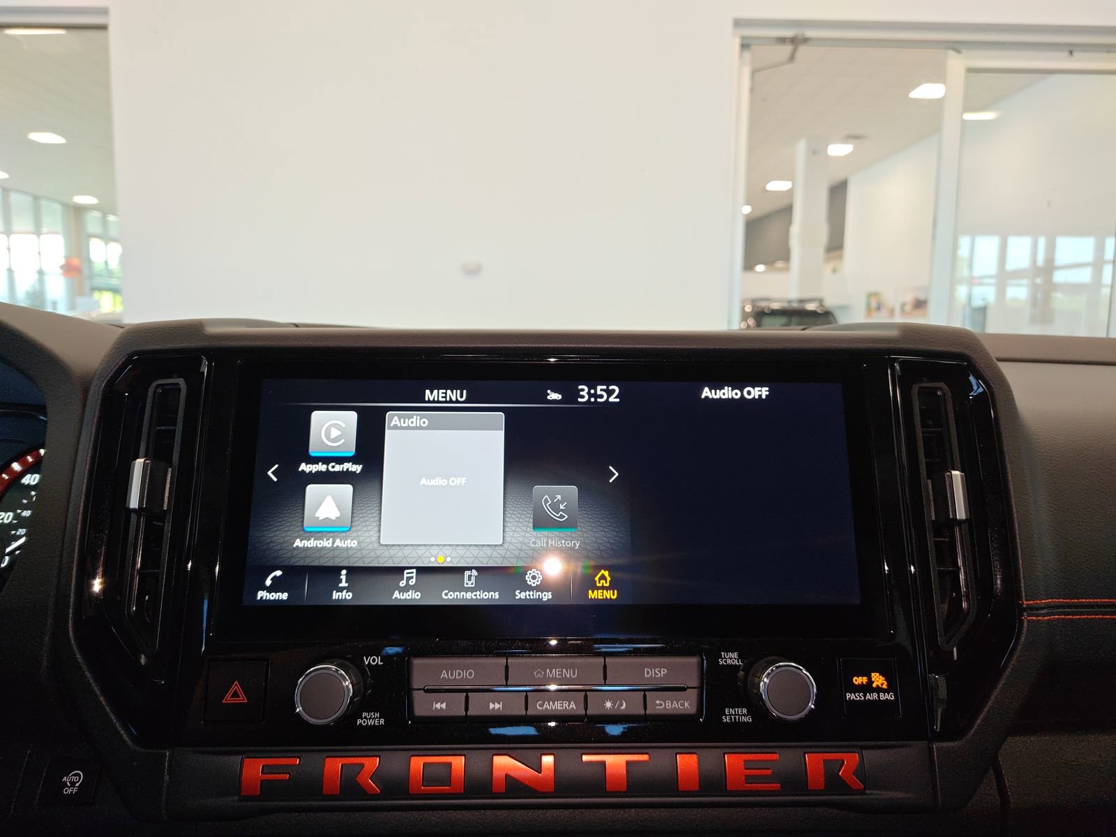 New 2026 Nissan Frontier PRO-4X w/ Pro-4x Convenience Package AWD/4WD image 24